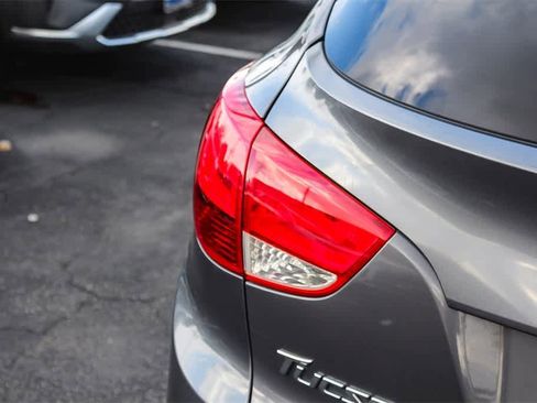 Used 2014 Hyundai Tucson SE image 7