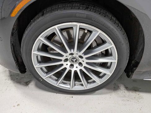 Certified 2023 Mercedes-Benz S 500 4MATIC image 3