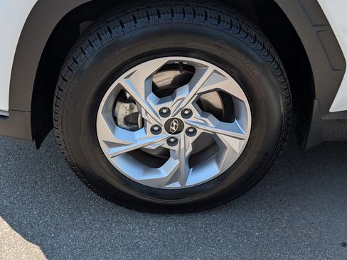 Certified 2023 Hyundai Tucson SEL AWD/4WD image 15