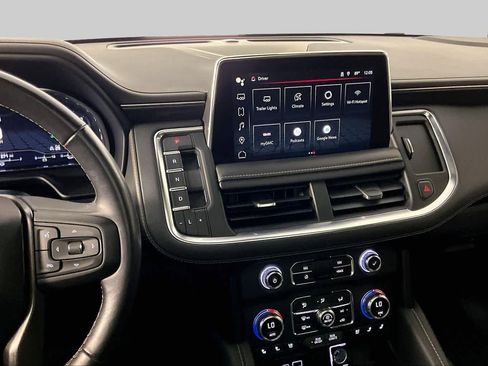Used 2022 GMC Yukon AT4 AWD/4WD image 7