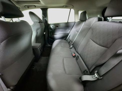 Used 2025 Toyota Corolla Cross LE w/ Moonroof Package AWD/4WD image 27