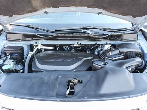 Certified 2024 Honda Odyssey Touring image 32