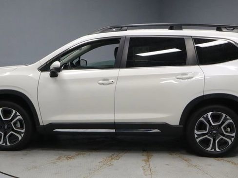 Used 2023 Subaru Ascent Limited AWD/4WD image 9