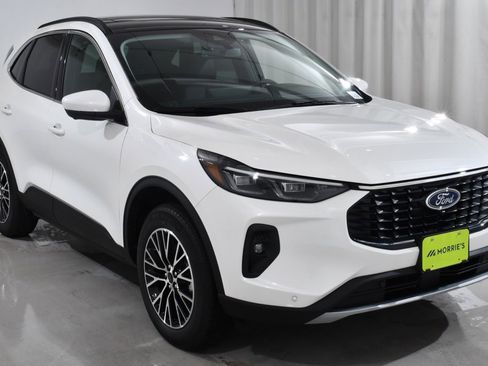 New 2025 Ford Escape SE w/ PHEV Premium Package image 9