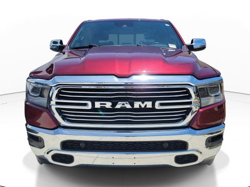 Used 2023 RAM 1500 Laramie AWD/4WD image 2