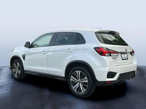 Used 2020 Mitsubishi Outlander Sport ES image 3