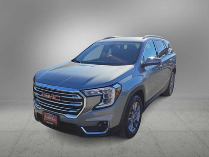 Used 2024 GMC Terrain SLT