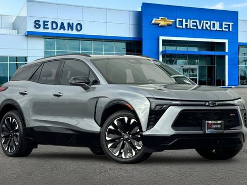 Used 2024 Chevrolet Blazer EV RS AWD/4WD image 2