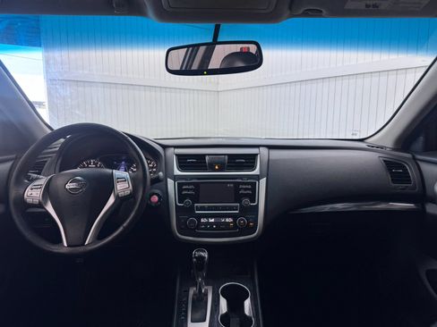 Used 2017 Nissan Altima 2.5 SL FWD image 17