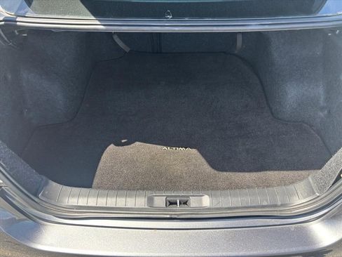 Used 2018 Nissan Altima 2.5 SV FWD image 26