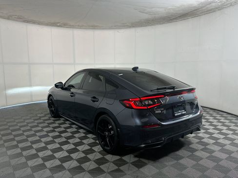 Used 2025 Honda Civic Sport image 5