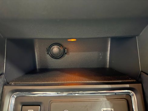 Used 2024 Subaru Ascent Limited w/ Technology Package image 15