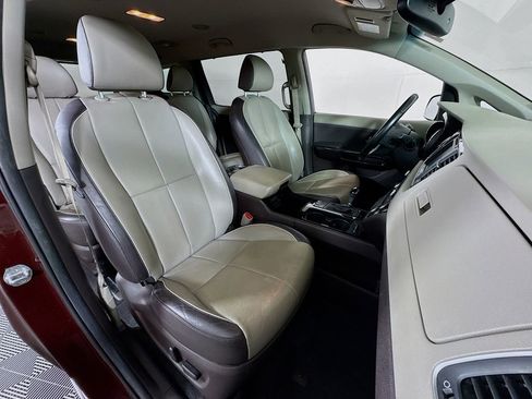 Used 2016 Kia Sedona SX Limited FWD image 30