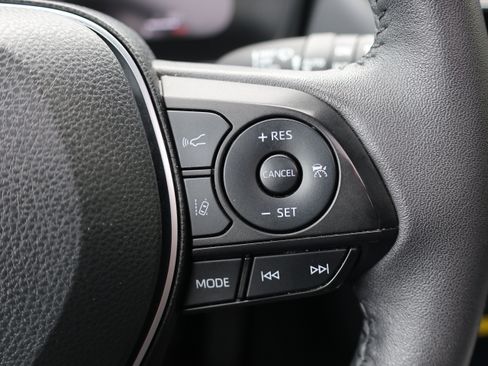 Used 2023 Toyota RAV4 XSE AWD/4WD image 28