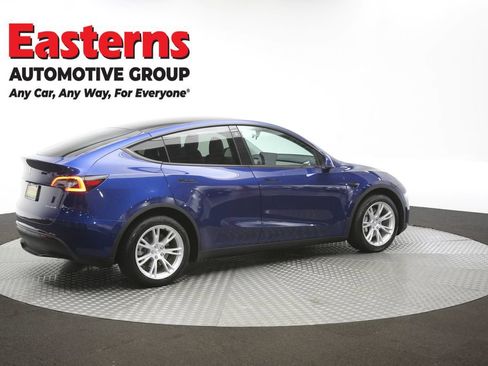 Used 2021 Tesla Model Y Long Range AWD/4WD image 38