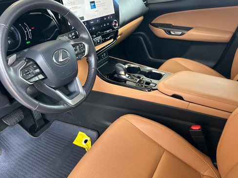 Used 2025 Lexus NX 350h AWD w/ Cold Area Package image 7
