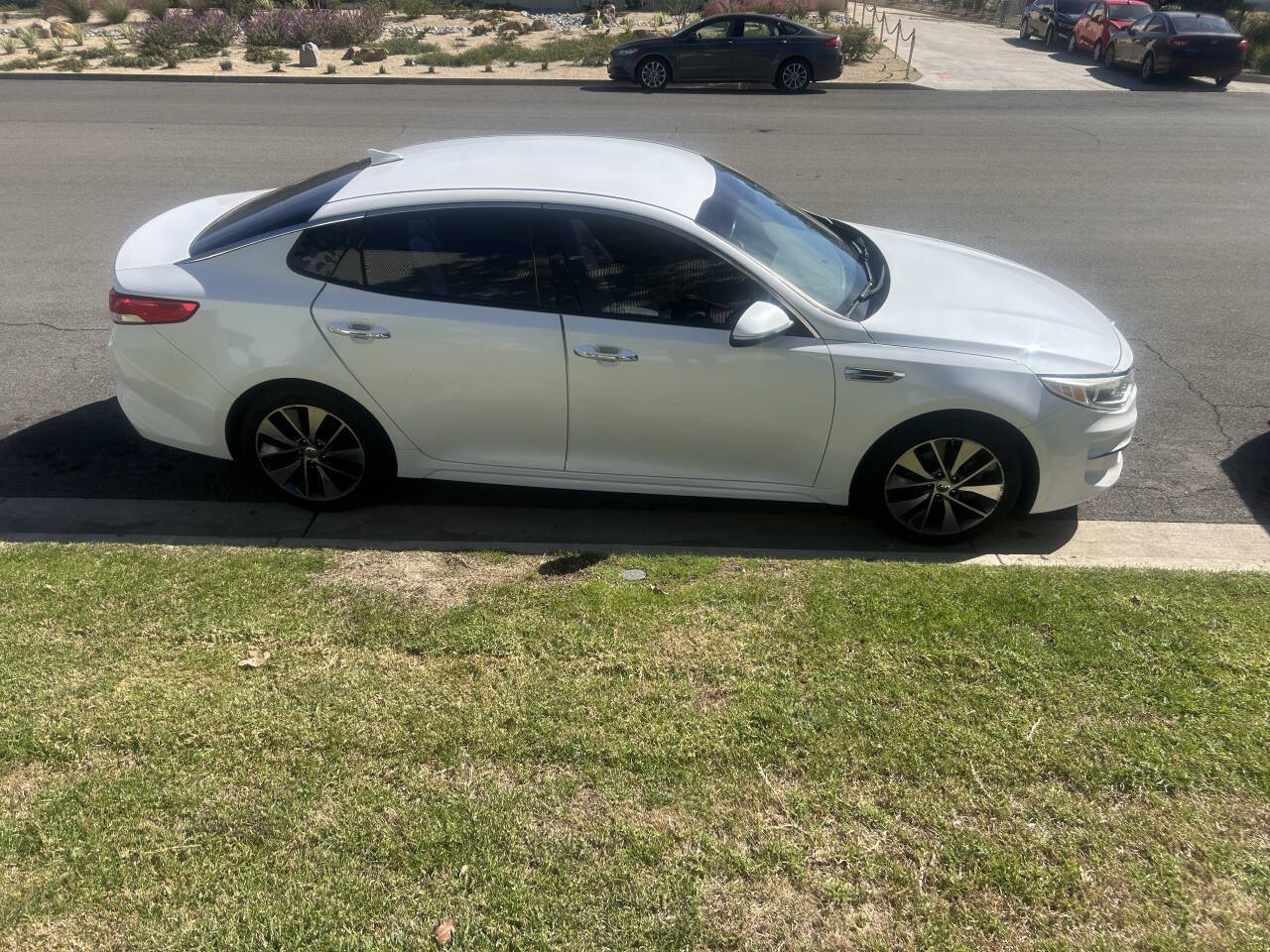 Used 2017 Kia Optima EX FWD image 2