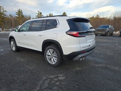New 2026 GMC Acadia Elevation image 3