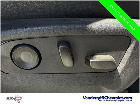 Used 2025 GMC Sierra 1500 AT4 AWD/4WD image 25