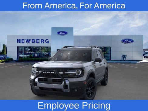 New 2025 Ford Bronco Sport Outer Banks w/ Sasquatch Outer Banks Package AWD/4WD image 4