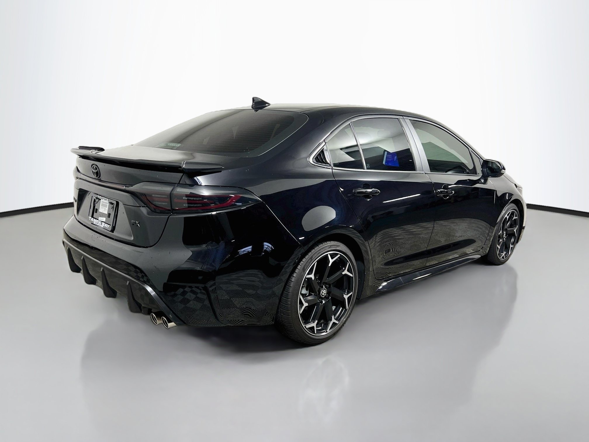 Used 2025 Toyota Corolla FX w/ Convenience Package FWD image 4
