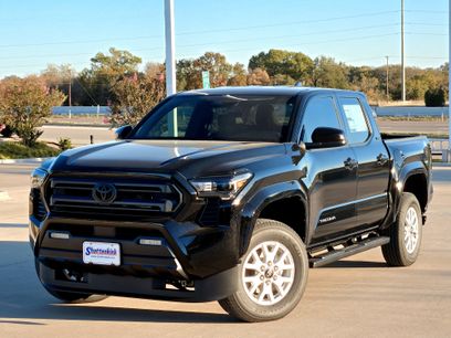 New 2025 Toyota Tacoma SR5