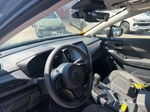 Used 2025 Subaru Crosstrek 2.0i Premium image 13