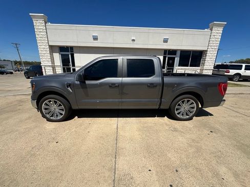 Used 2023 Ford F150 XLT RWD image 6
