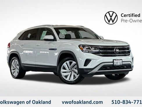 Certified 2022 Volkswagen Atlas Cross Sport SE image 1