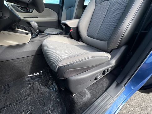 New 2026 Subaru Forester Premium AWD/4WD image 13