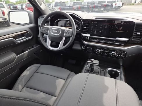 New 2026 GMC Sierra 1500 Elevation w/ Elevation Premium Package AWD/4WD image 31