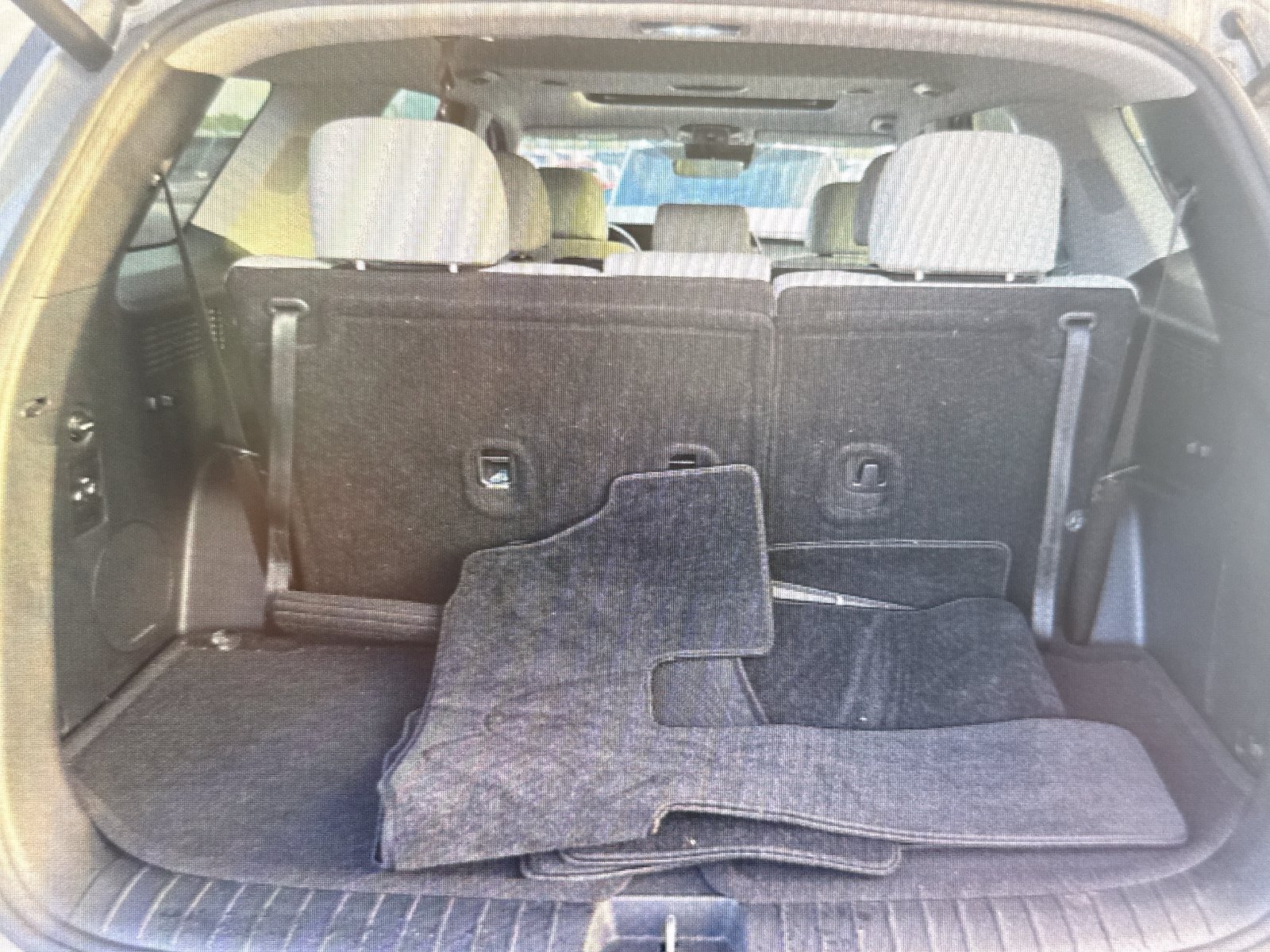 Used 2024 Hyundai Palisade SEL FWD image 6