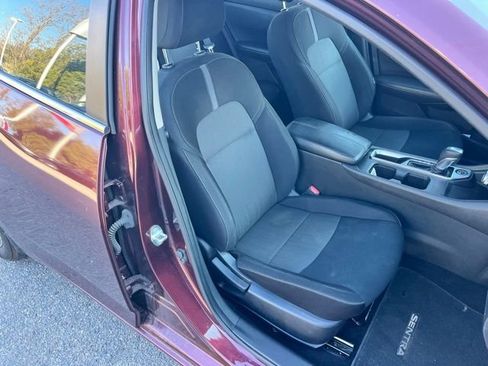 Used 2020 Nissan Sentra SV image 14