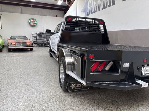 Used 2020 RAM 3500 Laramie image 9