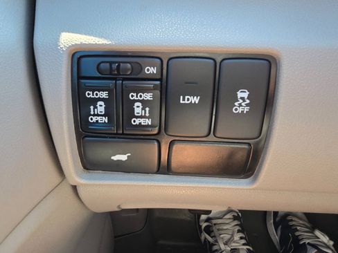 Used 2016 Honda Odyssey EX-L image 15
