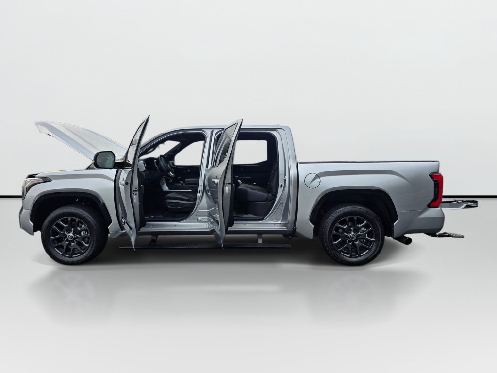 Used 2024 Toyota Tundra Platinum AWD/4WD image 10