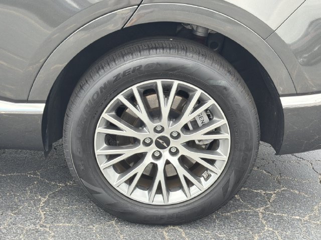 Used 2025 Genesis GV80 2.5T Standard AWD/4WD image 14