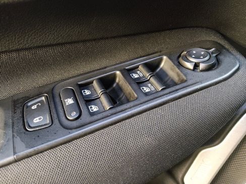 Used 2021 Jeep Renegade Latitude w/ Convenience Group FWD image 27