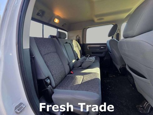 Used 2015 RAM 3500 SLT w/ Luxury Group image 8