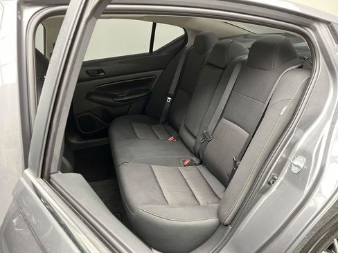 Used 2025 Nissan Altima 2.5 SV FWD image 10