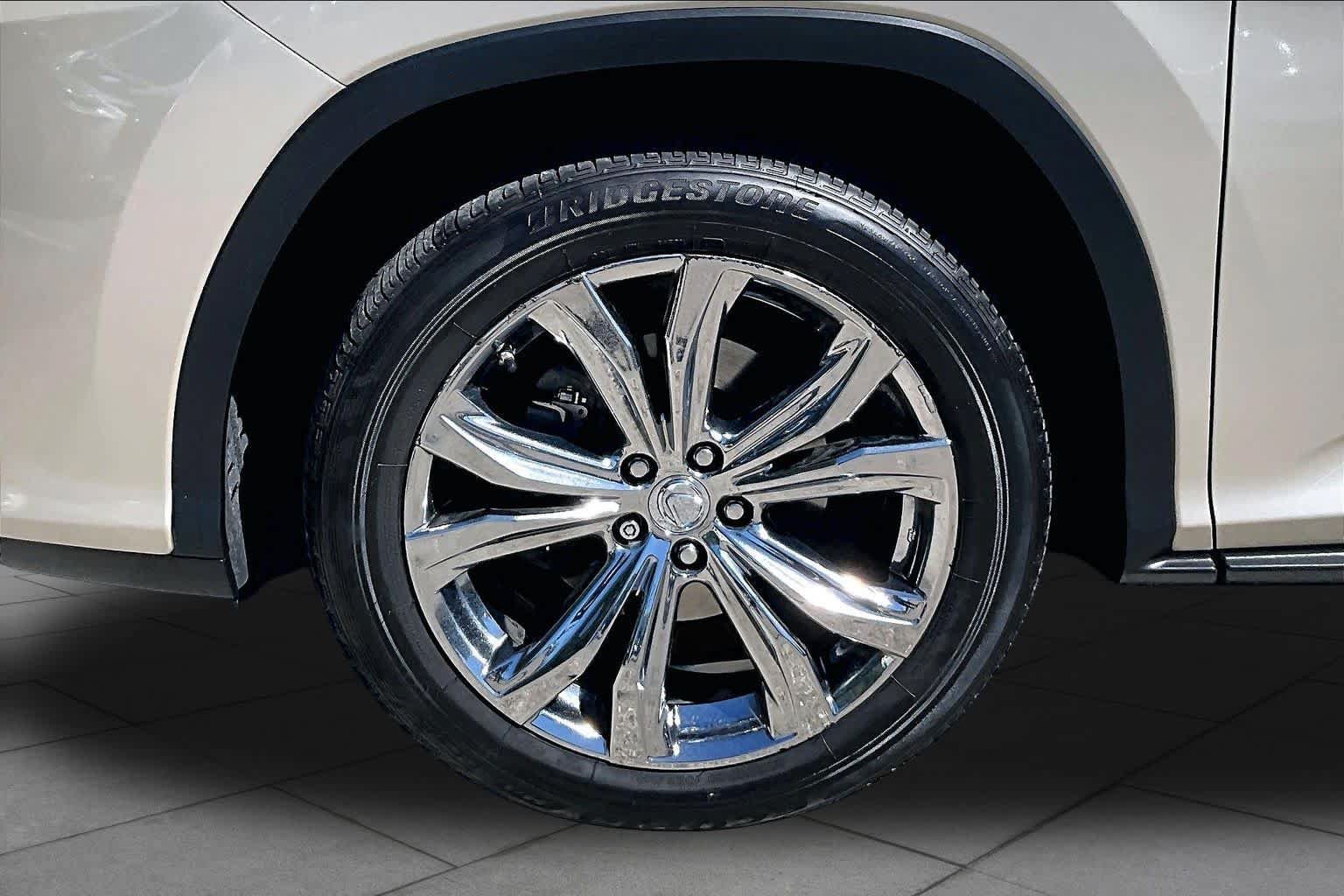 Used 2018 Lexus RX 350 FWD w/ Premium Package image 11
