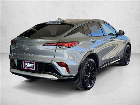 Used 2025 Buick Envista Sport Touring image 6