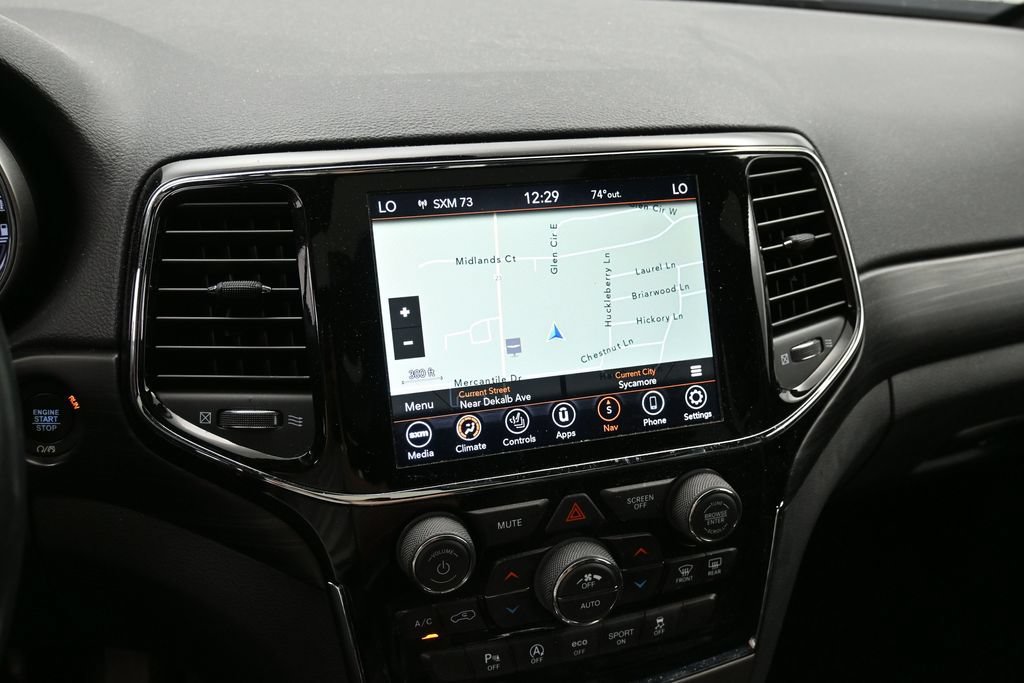 Used 2020 Jeep Grand Cherokee Altitude AWD/4WD image 18