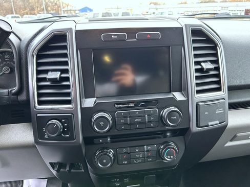 Used 2015 Ford F150 XLT w/ Equipment Group 302A Luxury image 13