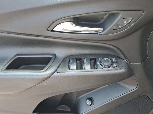 Certified 2023 Chevrolet Equinox LT AWD/4WD image 13
