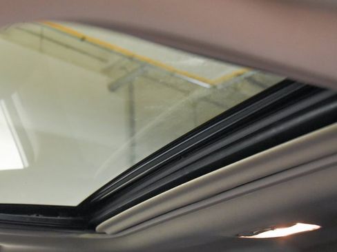 Used 2015 Subaru Legacy 2.5i Premium w/ Moonroof Package image 13