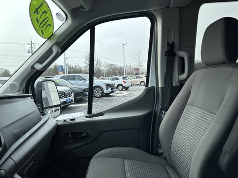 Used 2024 Ford Transit 350 XLT image 24