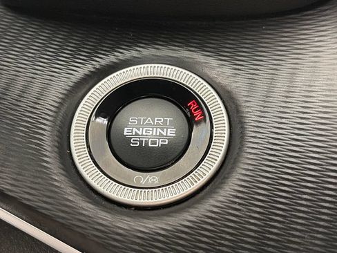Used 2023 Jeep Grand Cherokee L Laredo AWD/4WD image 23