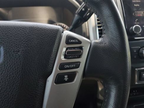 Used 2020 Nissan Titan SV w/ SV Convenience Package AWD/4WD image 27
