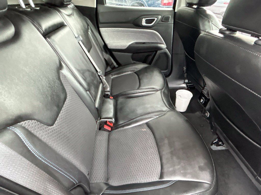 Used 2022 Jeep Compass Latitude w/ Sun and Sound Group FWD image 22